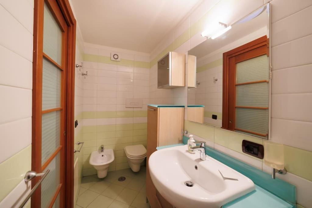 The San Gregorio Armeno Apartment By HouseinNapels Buitenkant foto
